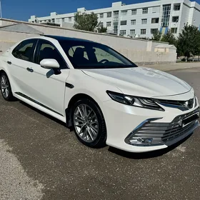 Toyota Camry 2023