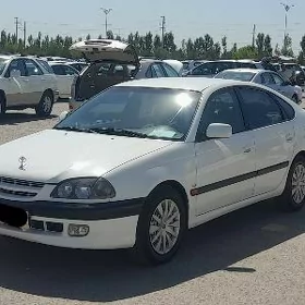 Toyota Avensis 1998