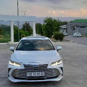 Toyota Avalon 2019