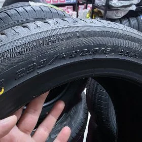 235 45 R18 ZEXTOUR 2025