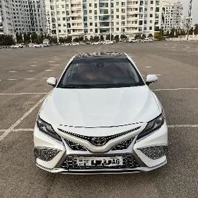 Toyota Camry 2020