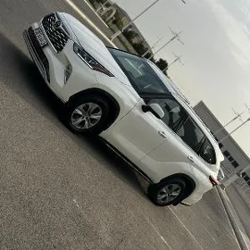 Toyota Highlander 2020