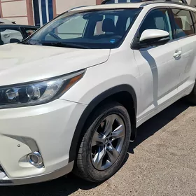 Toyota Highlander 2018