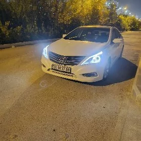 Hyundai Azera 2011