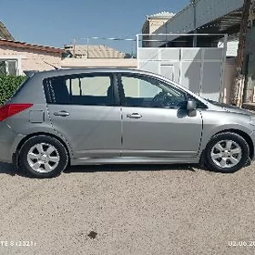 Nissan Versa 2010