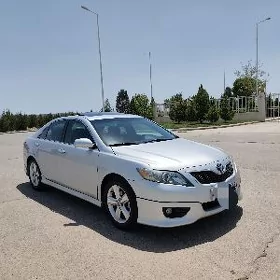 Toyota Camry 2011