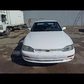 Toyota Camry 1993