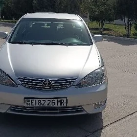 Toyota Camry 2005