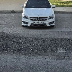 Mercedes-Benz CLA 2013