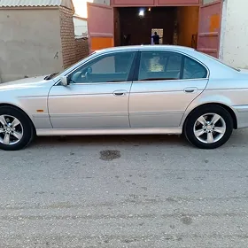 BMW E39 1999