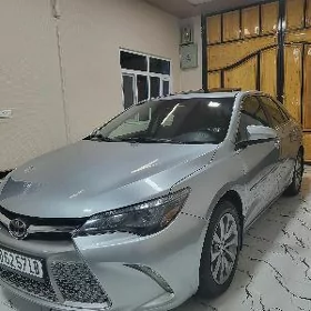 Toyota Camry 2016