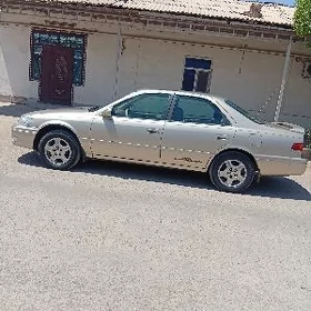 Toyota Camry 1999