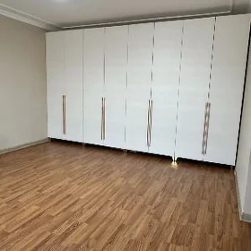 Пентагон 3 этаж 4 ком 110м2