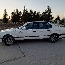 BMW 730 1990