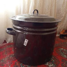 Syrçaly piti täzeje