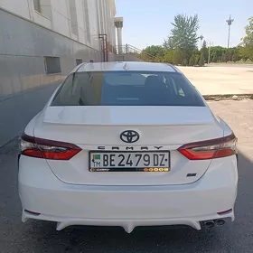 Toyota Camry 2023