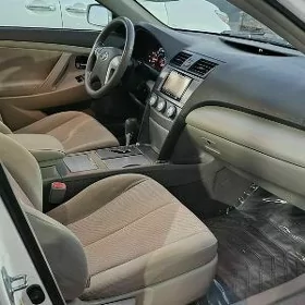 Toyota Camry 2011