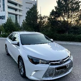 Toyota Camry 2015