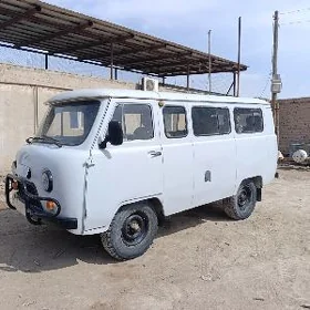 UAZ 2206 2000