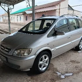 Opel Zafira 2004