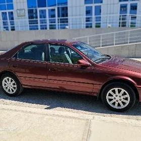 Toyota Camry 2000