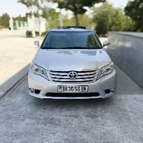 Toyota Avalon 2011
