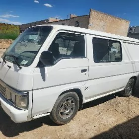 Nissan Urvan 1993