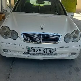 Mercedes-Benz C250 2001
