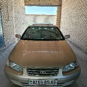 Toyota Camry 1997