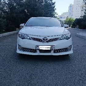 Toyota Camry 2013