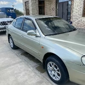 Daewoo Leganza 2000