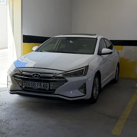 Hyundai Elantra 2020