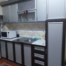 kuhynny garnitur