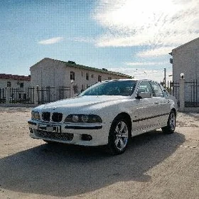 BMW E39 1999
