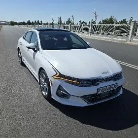 Kia K5 2023