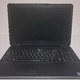 Ноутбук Dell i7-4gen Noutbuk