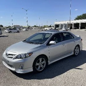 Toyota Corolla 2012