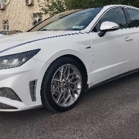 Hyundai Sonata 2021