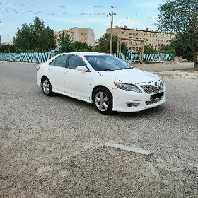 Toyota Camry 2010