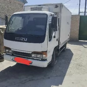 Isuzu Forward 2006