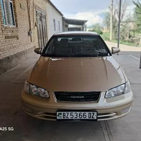 Toyota Camry 2000