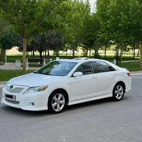 Toyota Camry 2010