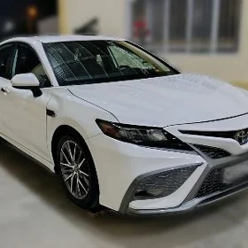 Toyota Camry 2022