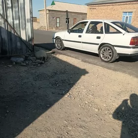 Opel Vectra 1992