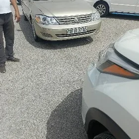 Toyota Avalon 2001