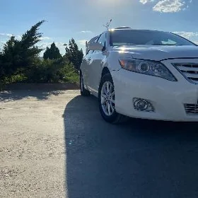 Toyota Camry 2011
