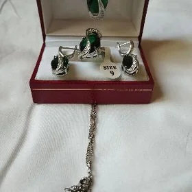 Серебро.