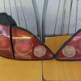 leksus LX 2000