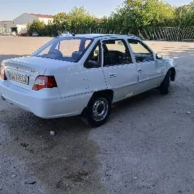 Daewoo Nexia 2014
