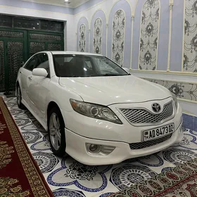 Toyota Camry 2010